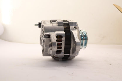 Original OE MITSUBISHI Lichtmaschine ME202755