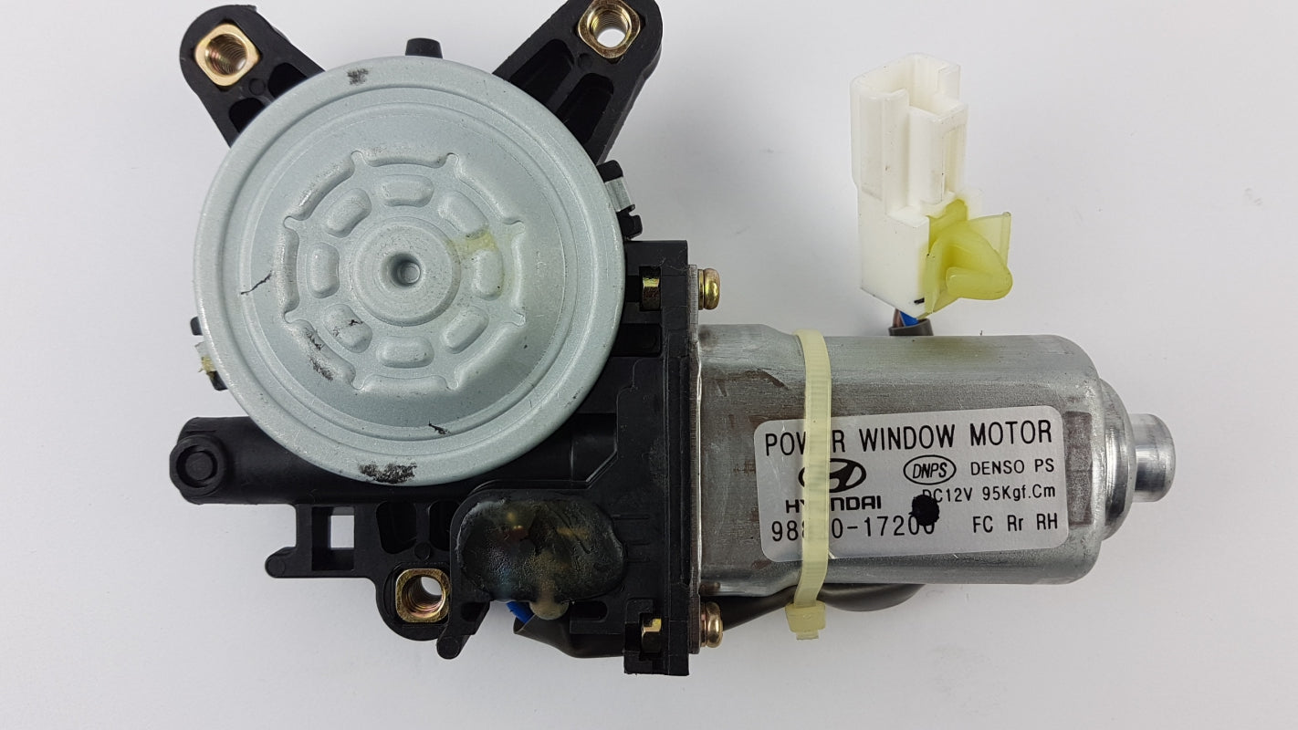 Original HYUNDAI Matrix Fensterhebermotor hinten rechts 9882017200