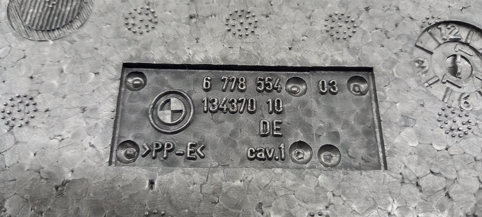 Original OE BMW Werkzeugkasten 71106778554
