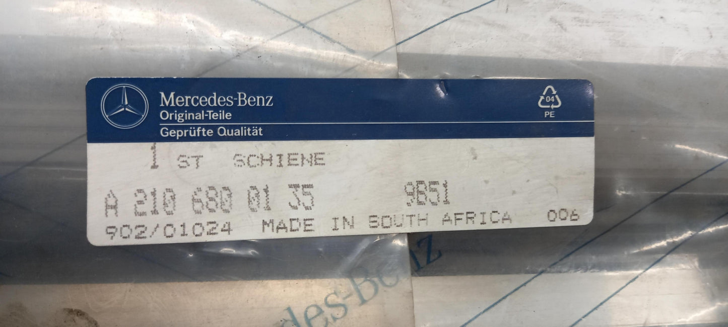 Original OE MERCEDES-BENZ Einstiegsleiste A2106800135