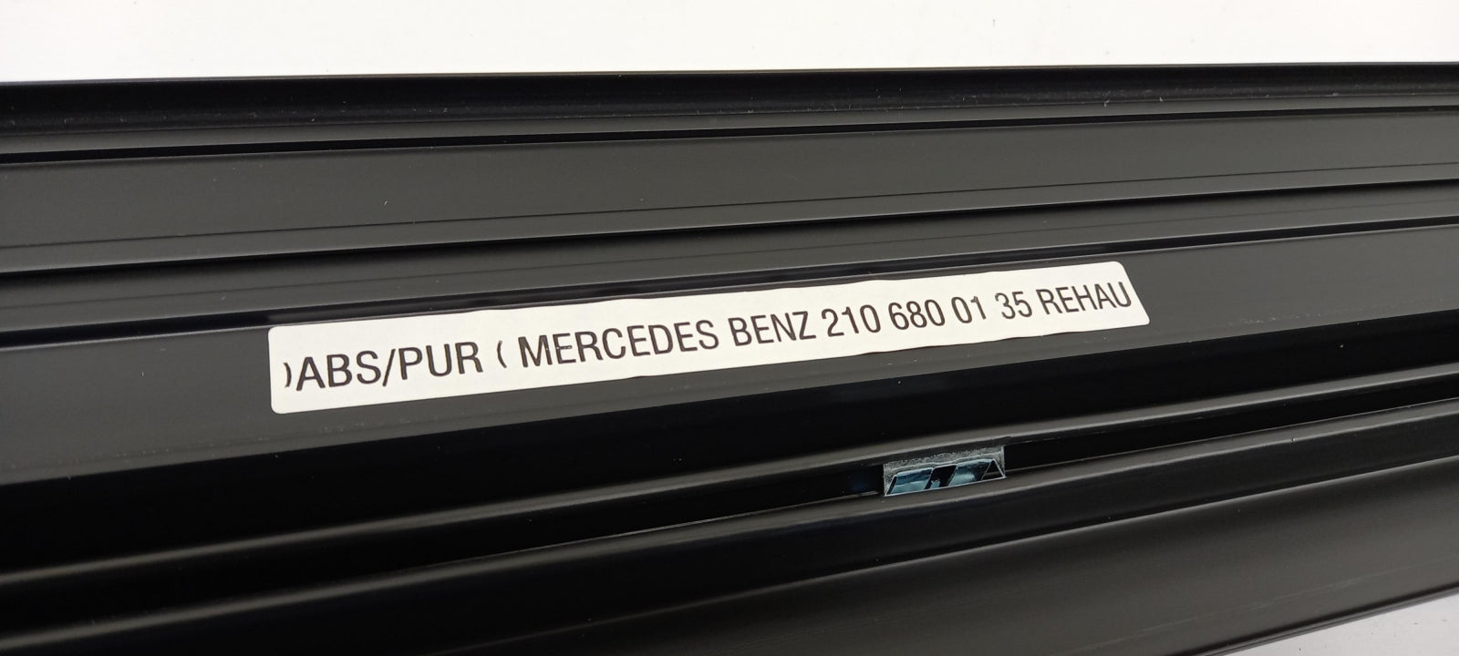 Original OE MERCEDES-BENZ Einstiegsleiste A2106800135
