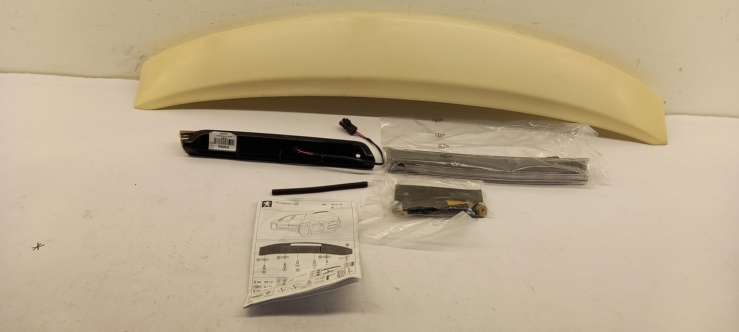 Original PEUGEOT 308 Heckklappen Spoiler mit Bremslicht grundiert 9614Y8