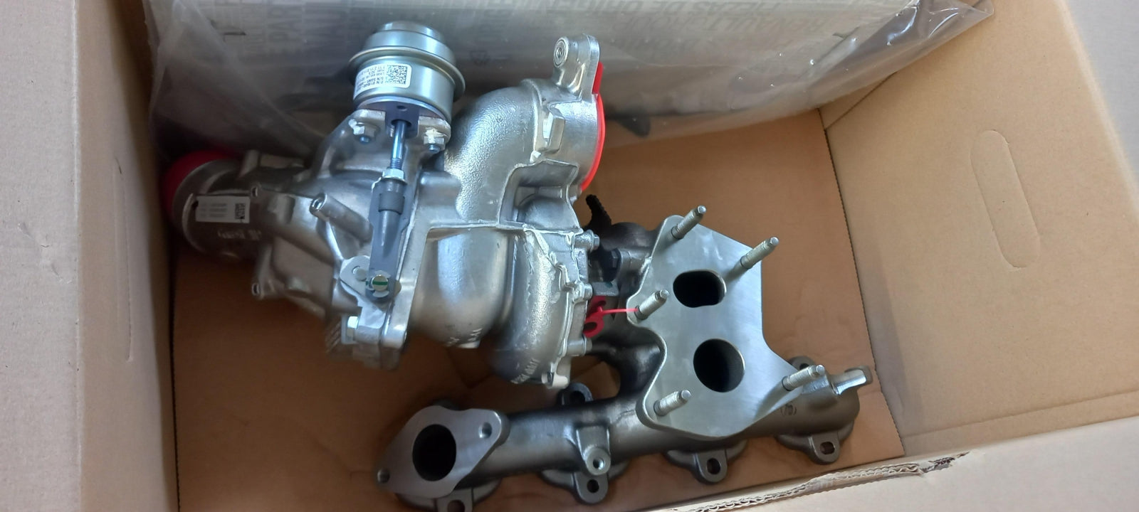 Original OE RENAULT Turbolader 144101112R