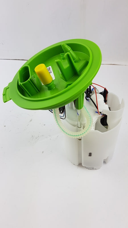 Original AUDI TT SKODA Octavia III Kraftstoffpumpe mit Geber 5Q0919051BH