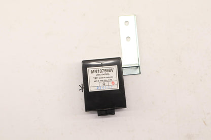 Original OE MITSUBISHI Steuergerät MN107598