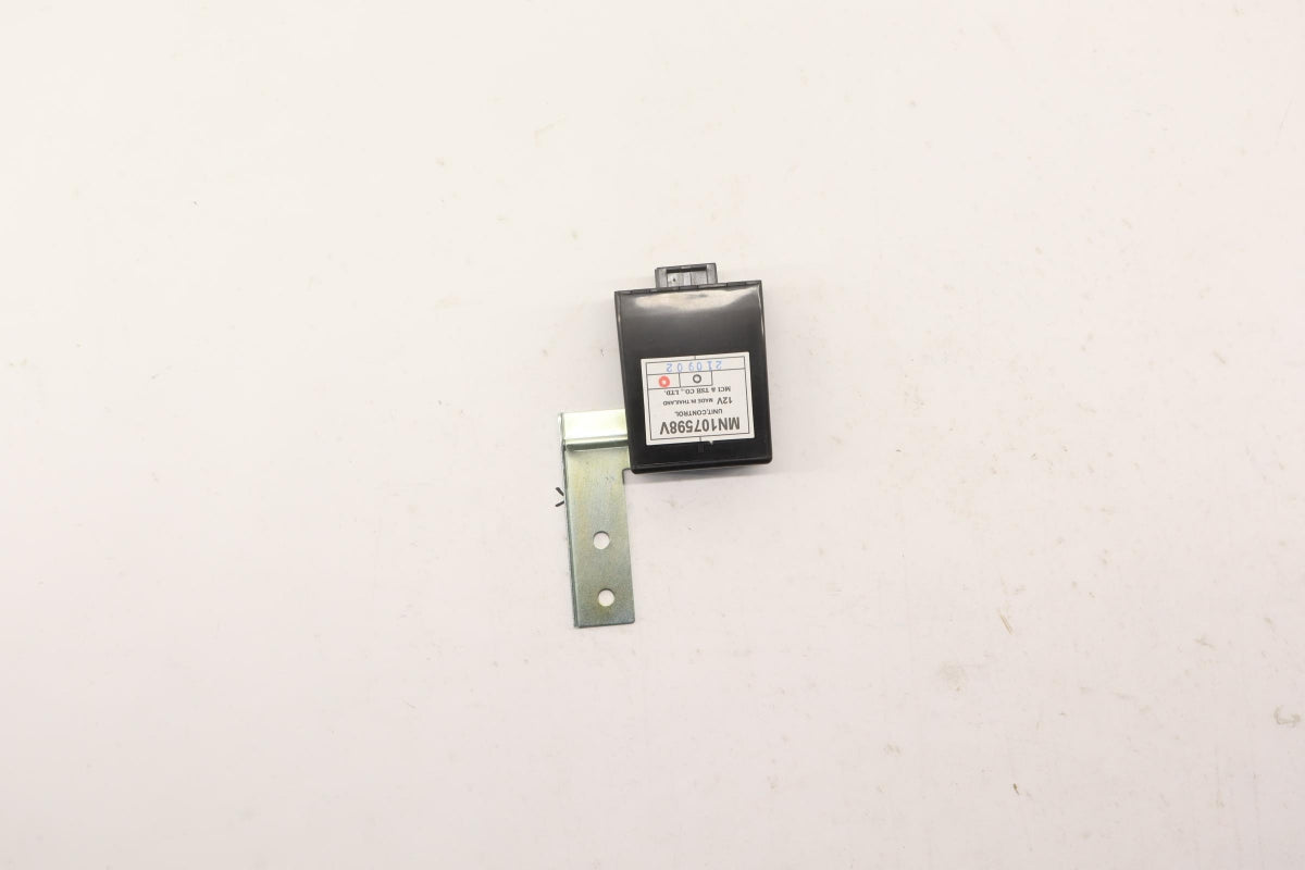 Original OE MITSUBISHI Steuergerät MN107598