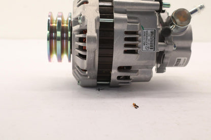 Original OE MITSUBISHI Lichtmaschine MN137866