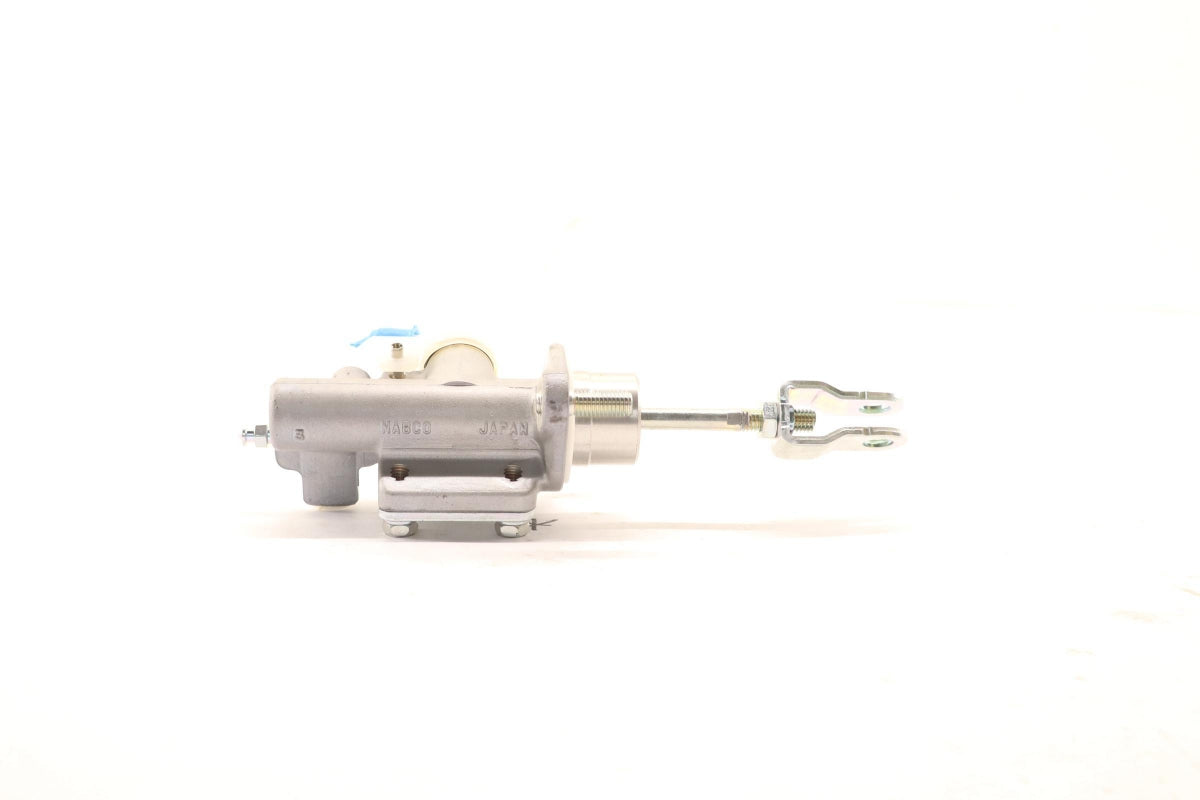Original OE MITSUBISHI Kupplungsgeberzylinder MN101605