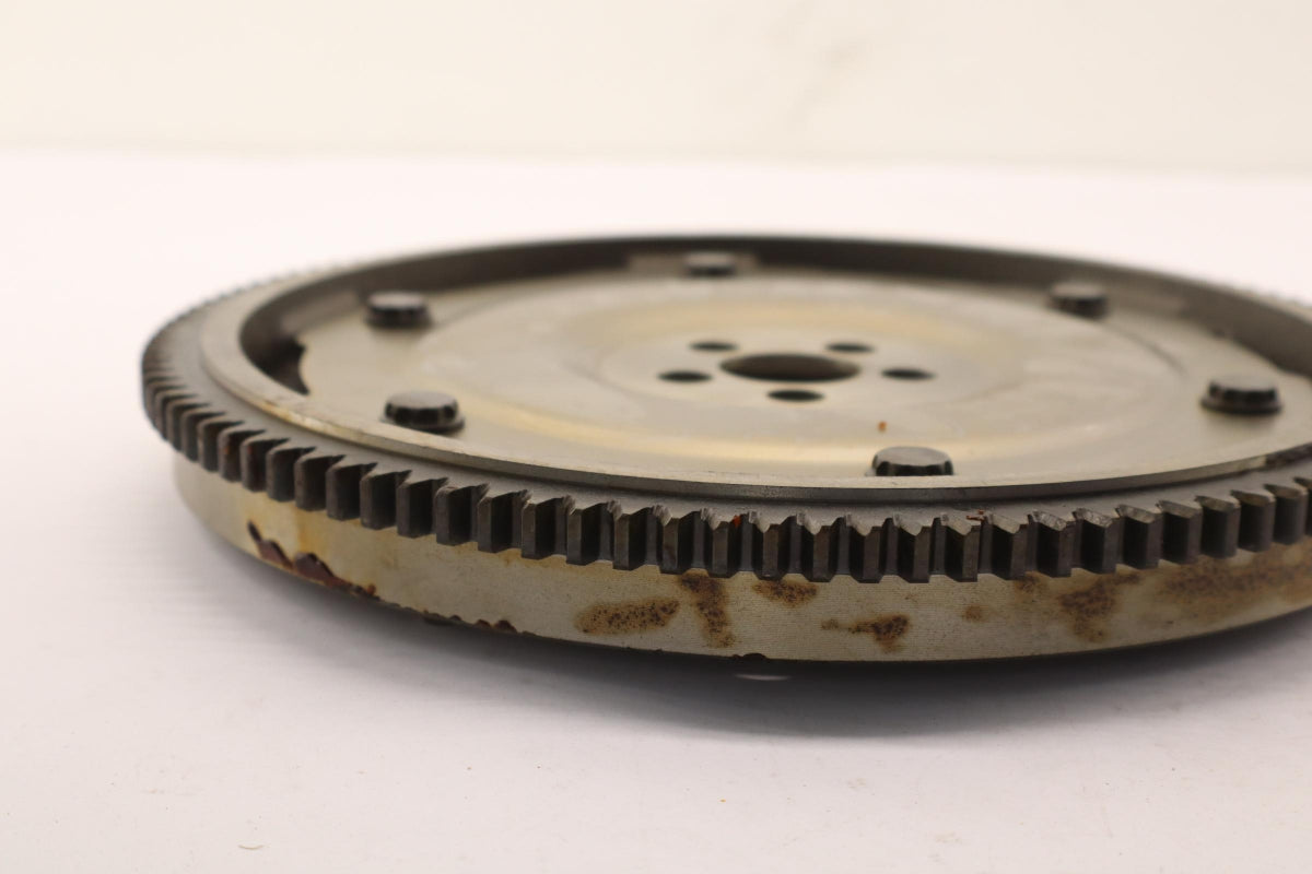 Original OE MITSUBISHI Schwungrad MD372568