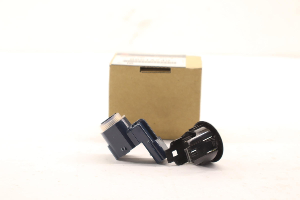 Original OE MITSUBISHI Parksensor 8651A249