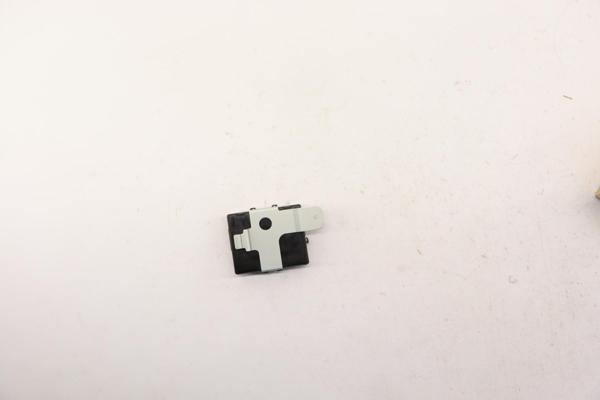 Original OE MITSUBISHI Steuergerät 8638A007