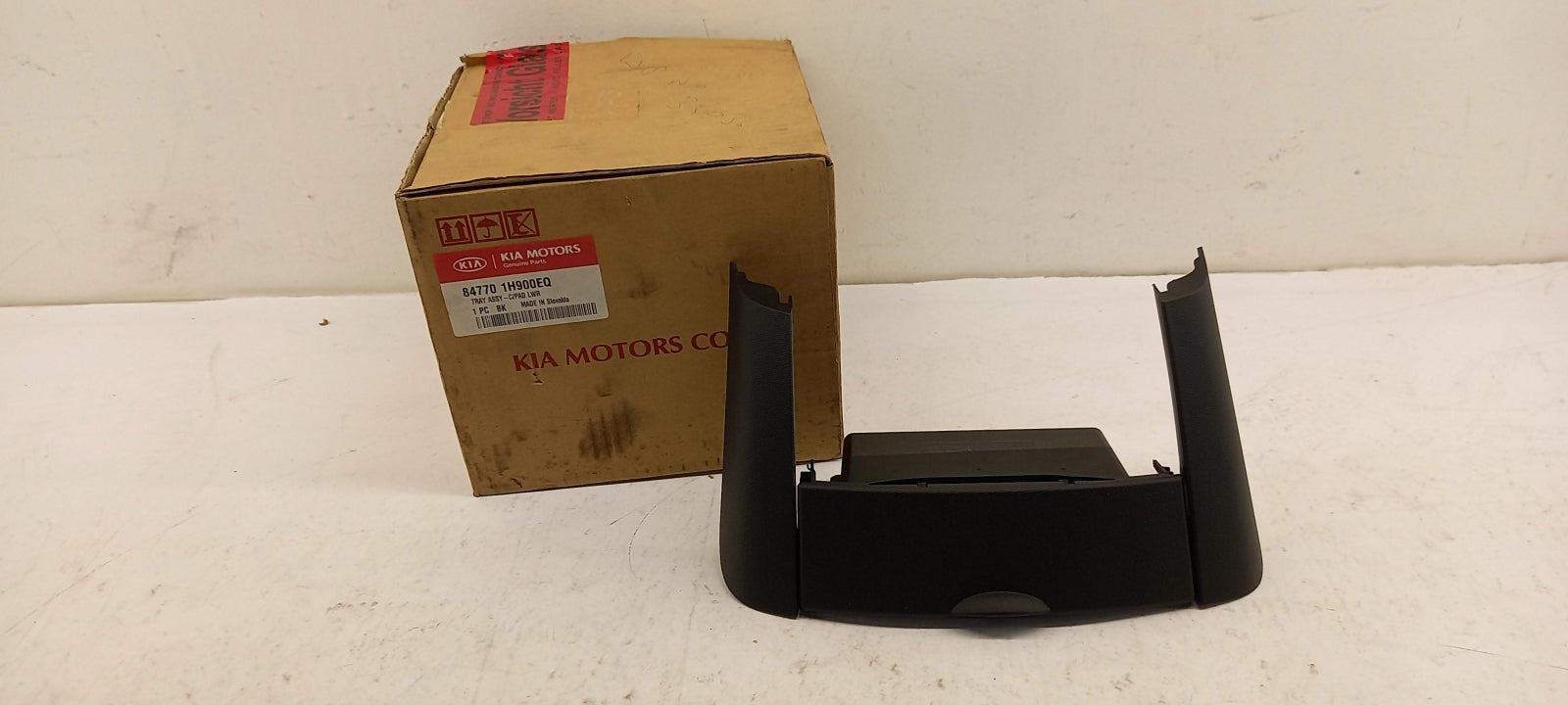 Original OE HYUNDAI/KIA Mittelkonsole Teil 847701H900EQ