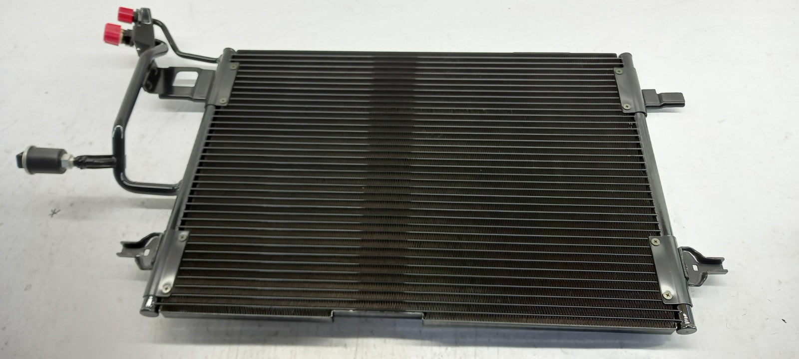Original AUDI A4 B5 Klimakondensator 8D0260401A