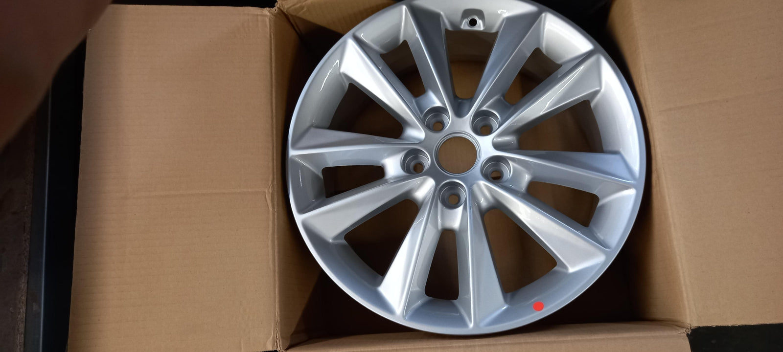 Original OE HYUNDAI/KIA Felge 52910C5510