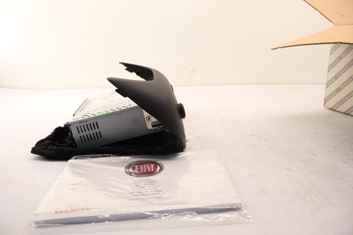 Original OE FIAT Multimedia Haupteinheit 735716725