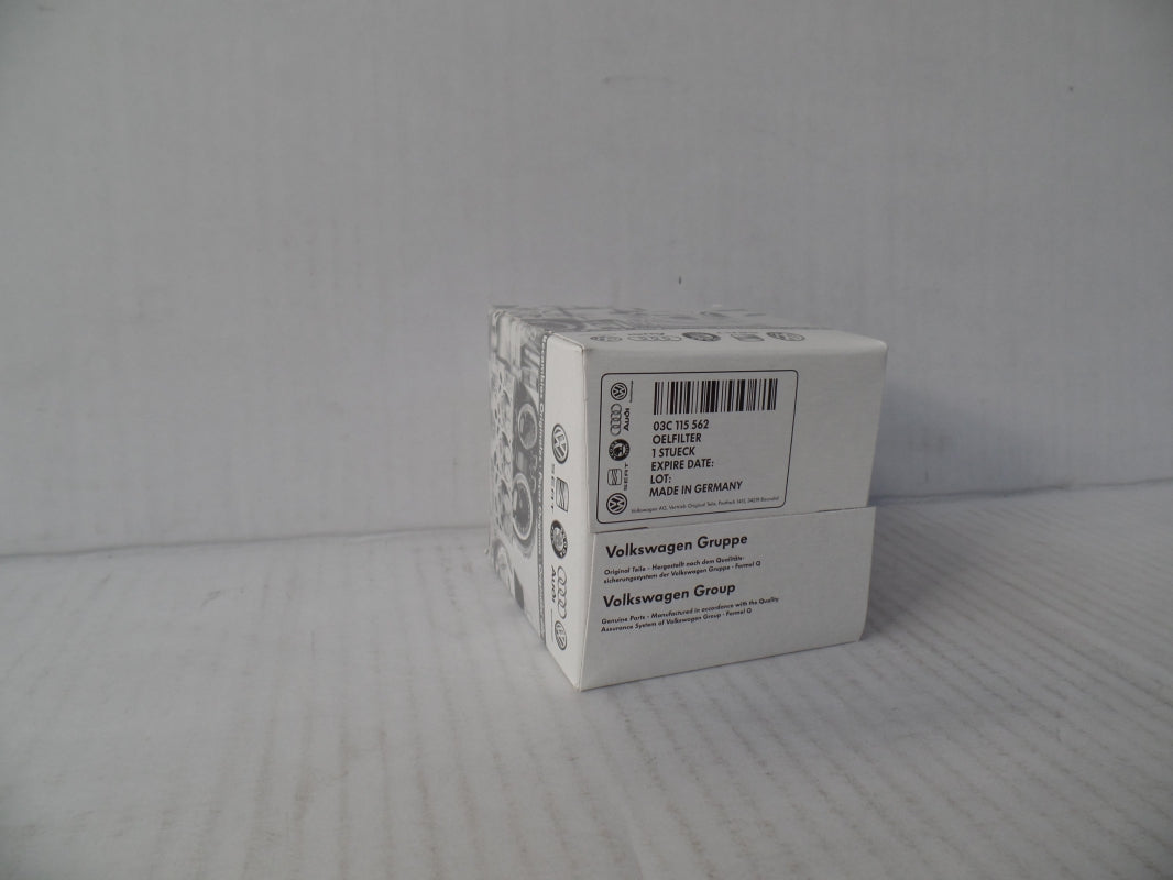 Original AUDI A3 VW Eos Golf Passat Polo Tiguan SKODA Octavia Ölfilter 03C115562