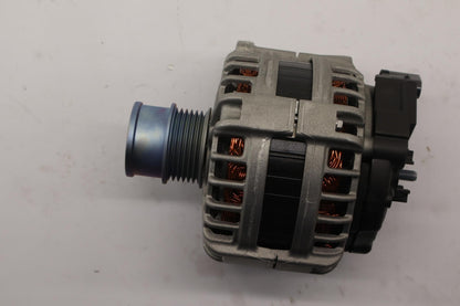 Original OE Volkswagen Lichtmaschine 05E903026BX