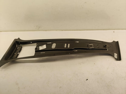 Original OE Volkswagen Seitenverstärkung 8W0810200