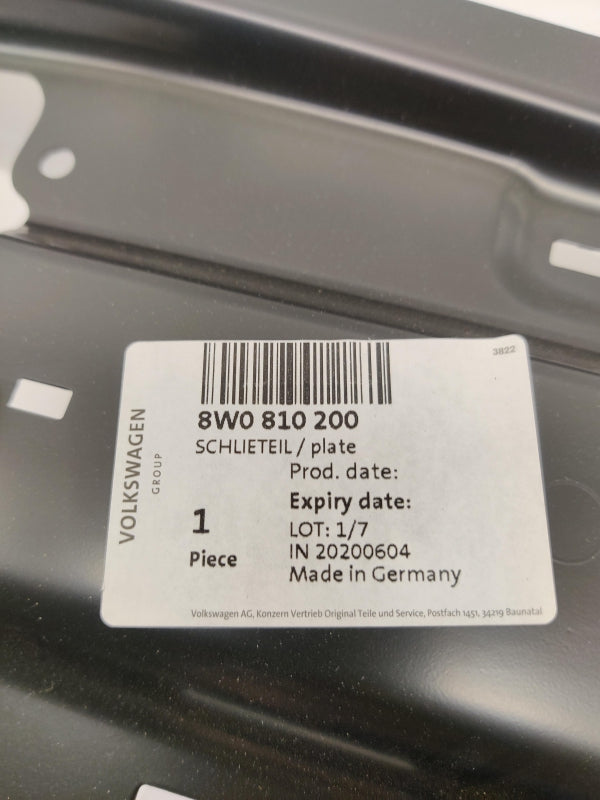 Original OE Volkswagen Seitenverstärkung 8W0810200