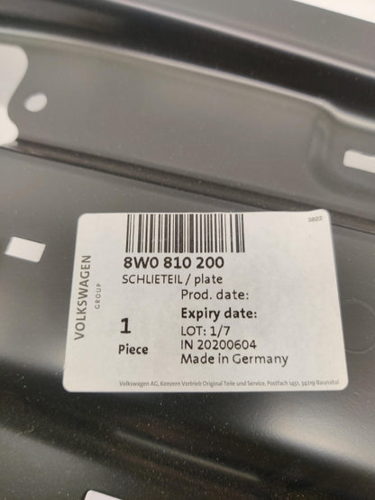 Original OE Volkswagen Seitenverstärkung 8W0810200
