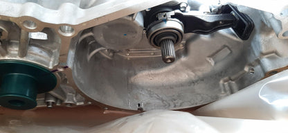 Original OE MITSUBISHI Schaltgetriebe MN168332