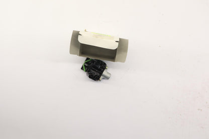 Original OE MAZDA Bremskraftverstärker Ventil GF9843900