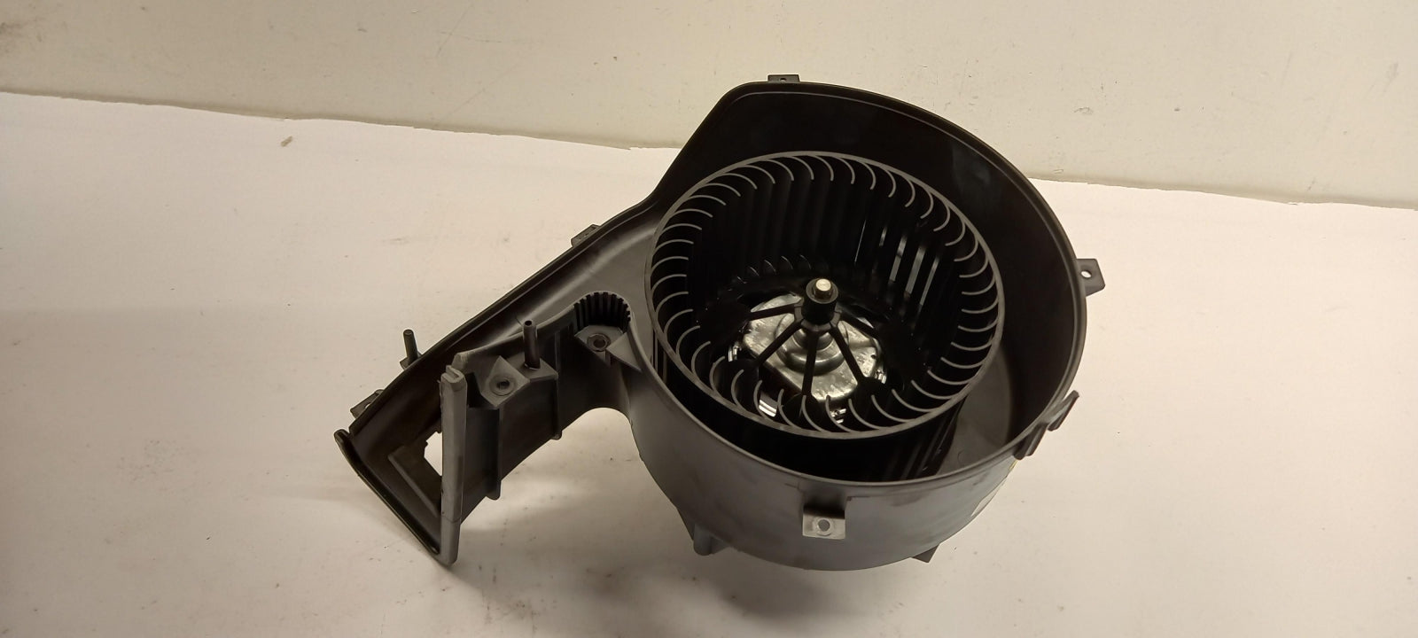 Original OE OPEL Innenraumgebläse Elektromotor 13250119