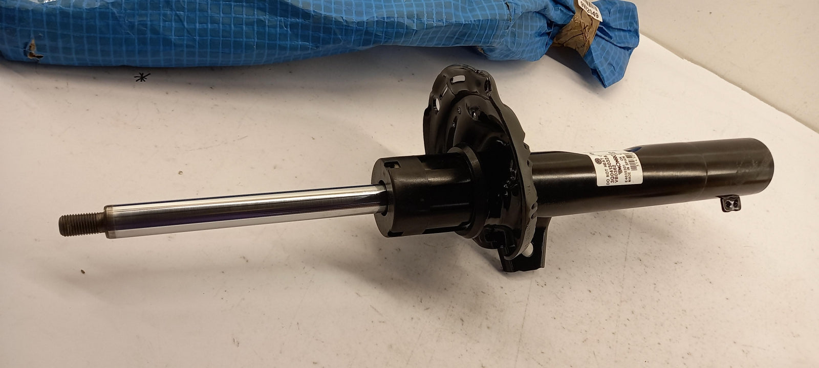 Original OE Volkswagen Stoßdämpfer 3Q0413032A