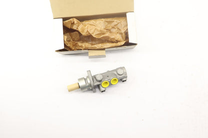 Original OE TOYOTA Hauptbremszylinder 4720102070