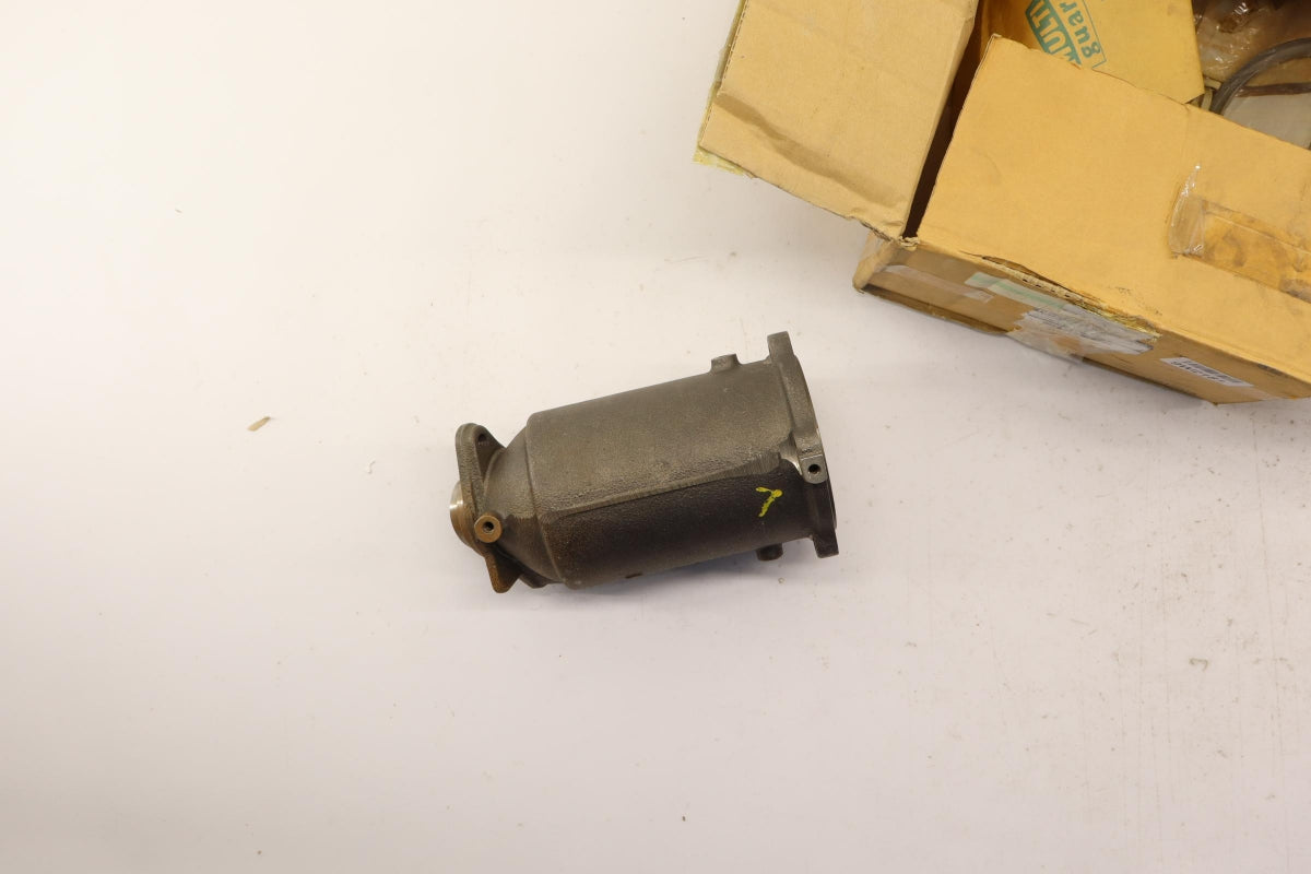 Original OE NISSAN Krümmer Katalysator B08A01F710