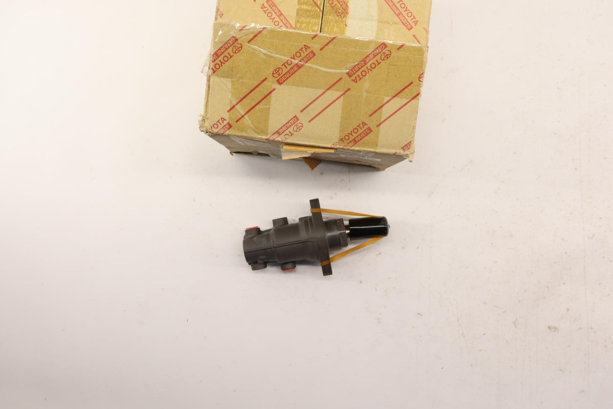Original OE TOYOTA Hauptbremszylinder 4720720160