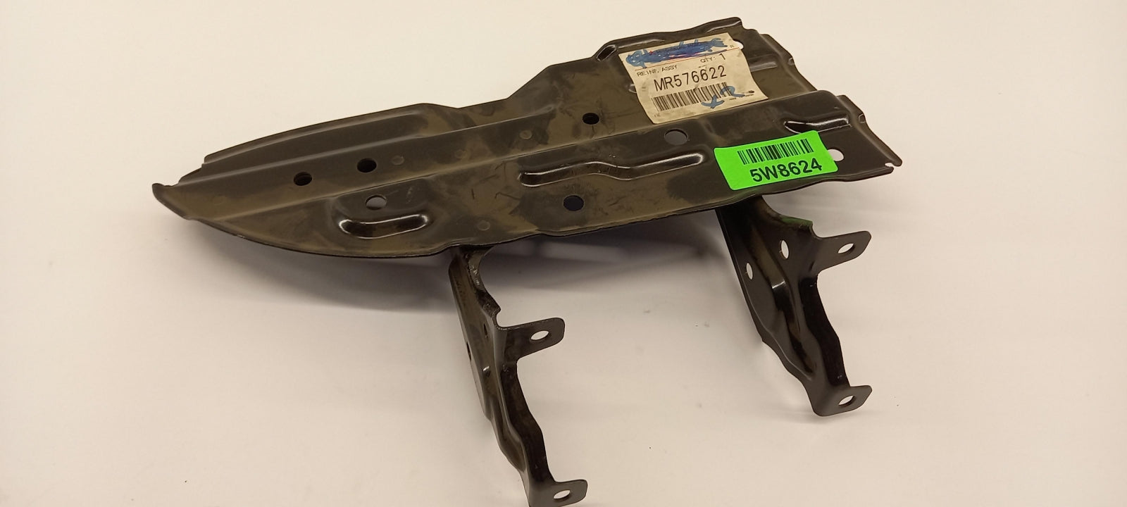 Original OE MITSUBISHI Halter MR576622