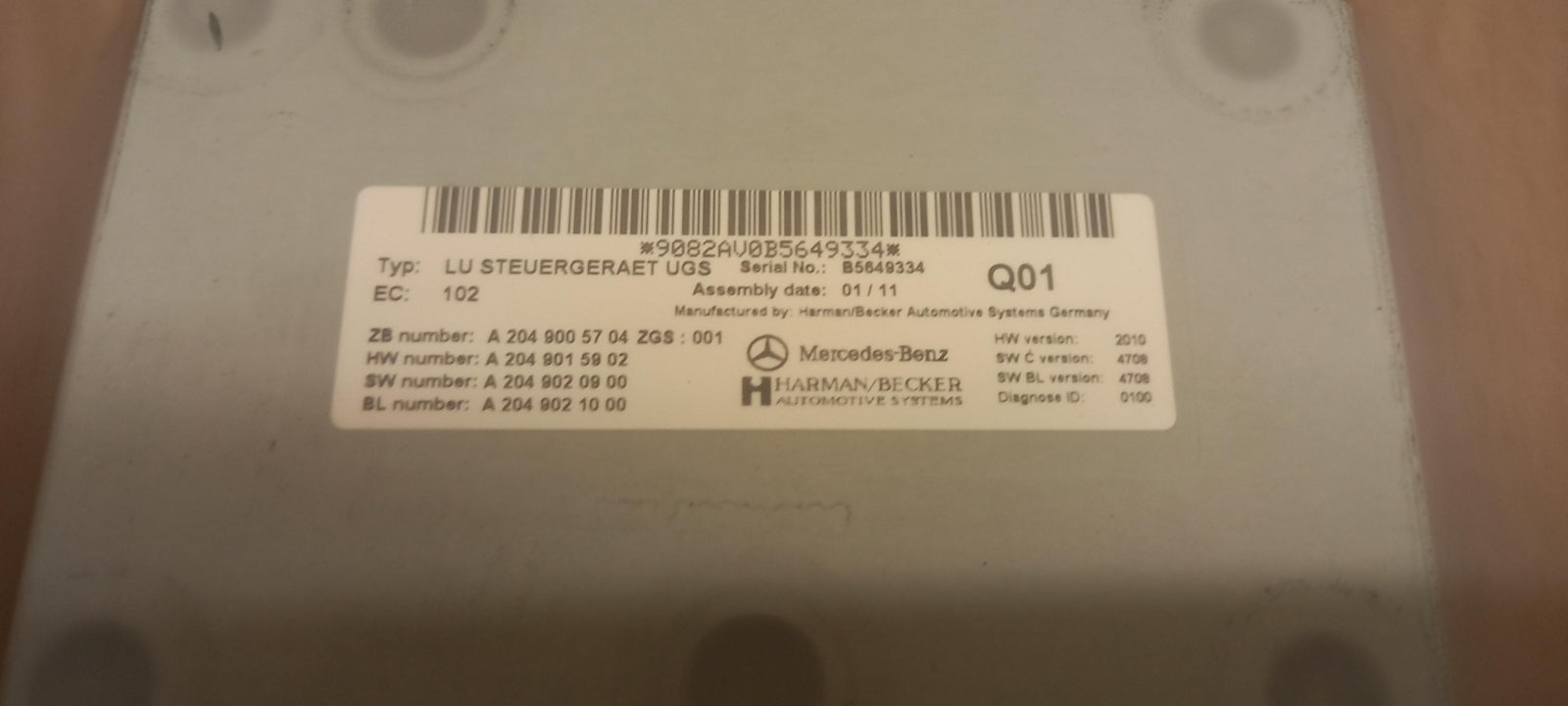 Original OE MERCEDES-BENZ Multimedia Montagesatz A1649003701