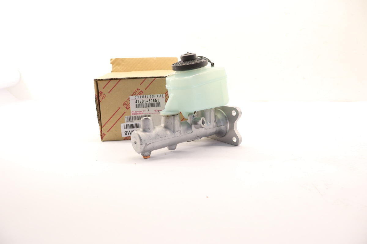 Original OE TOYOTA Hauptbremszylinder 4720160551