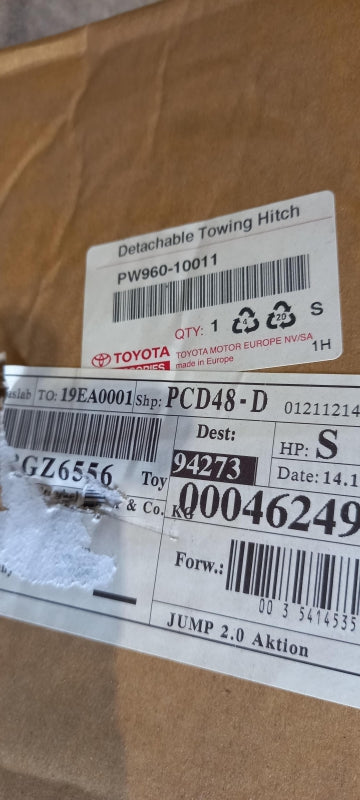 Original OE TOYOTA Anhängerkupplung PW96010011