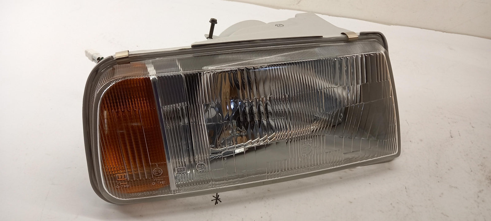 Original OE SUZUKI Scheinwerfer 3510060A31000