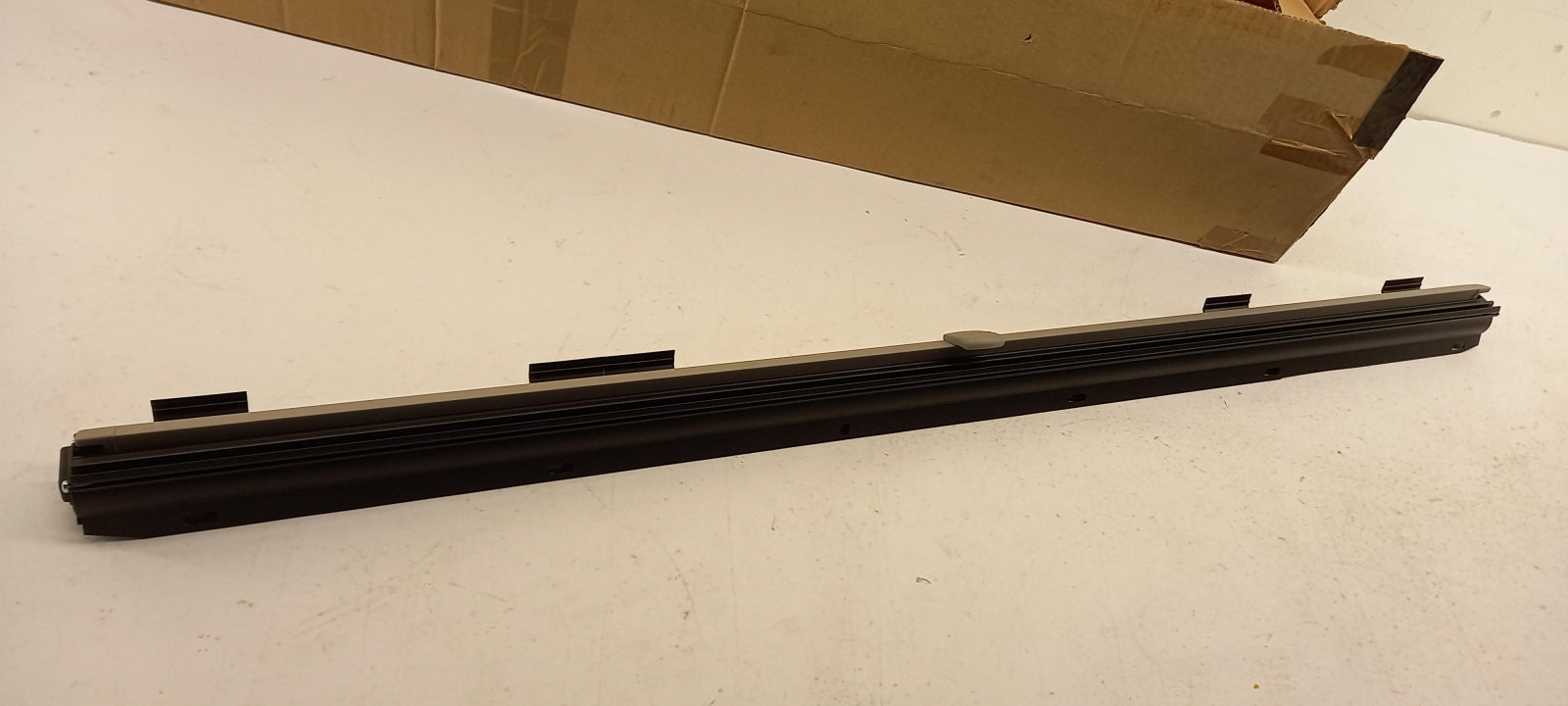 Original OE Volkswagen Sonnenschutzrollo 7E5861314AE46