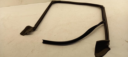 Original AUDI A4 RS4 8E SEAT Exeo 3R Fensterführung hinten rechts 8E9839440AL
