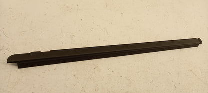 Original OE NISSAN Tür Zierleiste 82820AX105
