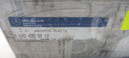 Original OE MERCEDES-BENZ Bremsscheibe Spritzblech A6704203717