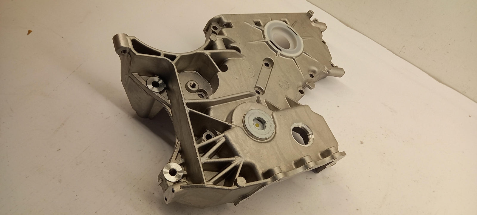 Original OE BMW Steuergehäuse Abdeckung 11147794136