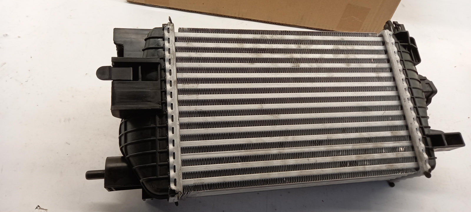 Original OE OPEL Ladeluftkühler 13283253