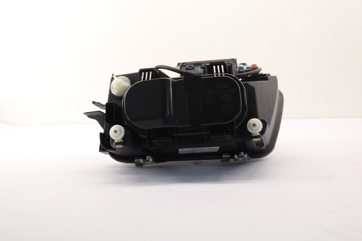 Original OE Volkswagen Scheinwerfer 8L5941030