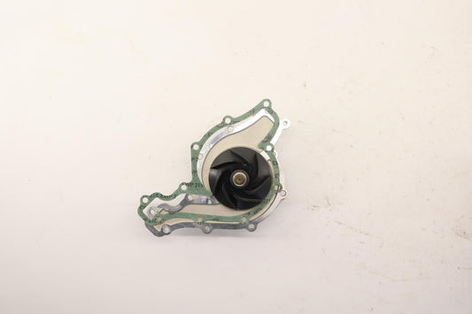 Original AUDI A8 S8 4D 3.3 TDI Wasserpumpe 057121004C