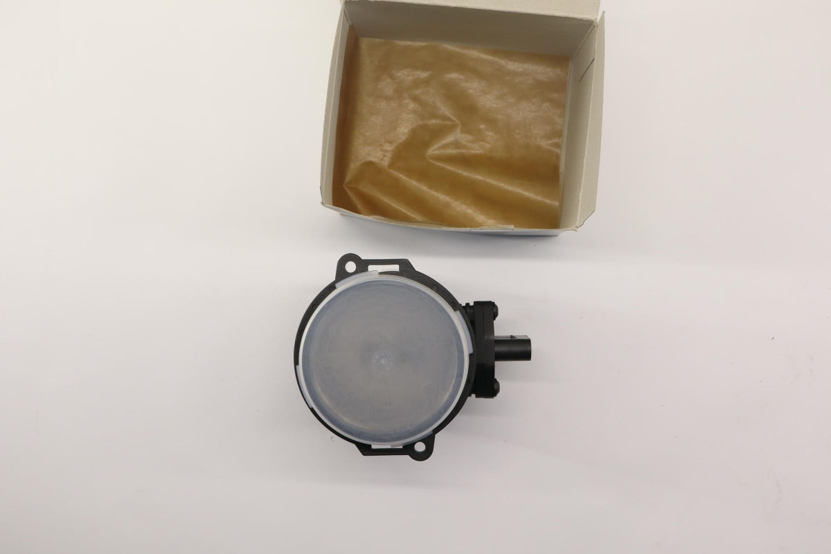 Original OE Volkswagen Luftmassenmesser 077133471KX