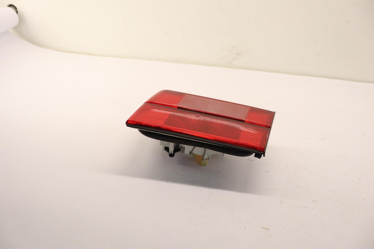 Original OE BMW Heckleuchte 63211384012
