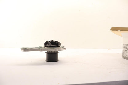 Original OE Volkswagen Wasserpumpe 057121004C