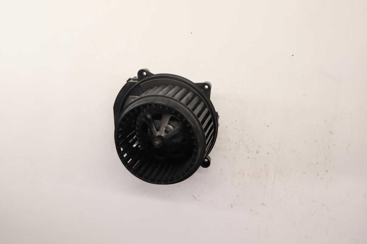 Original OE Volkswagen Innenraumgebläse 7P0820022C