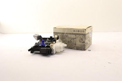 Original AUDI A4 RS4 Quattro 8D A8 4D Türschloss vorne links 4D2837015D