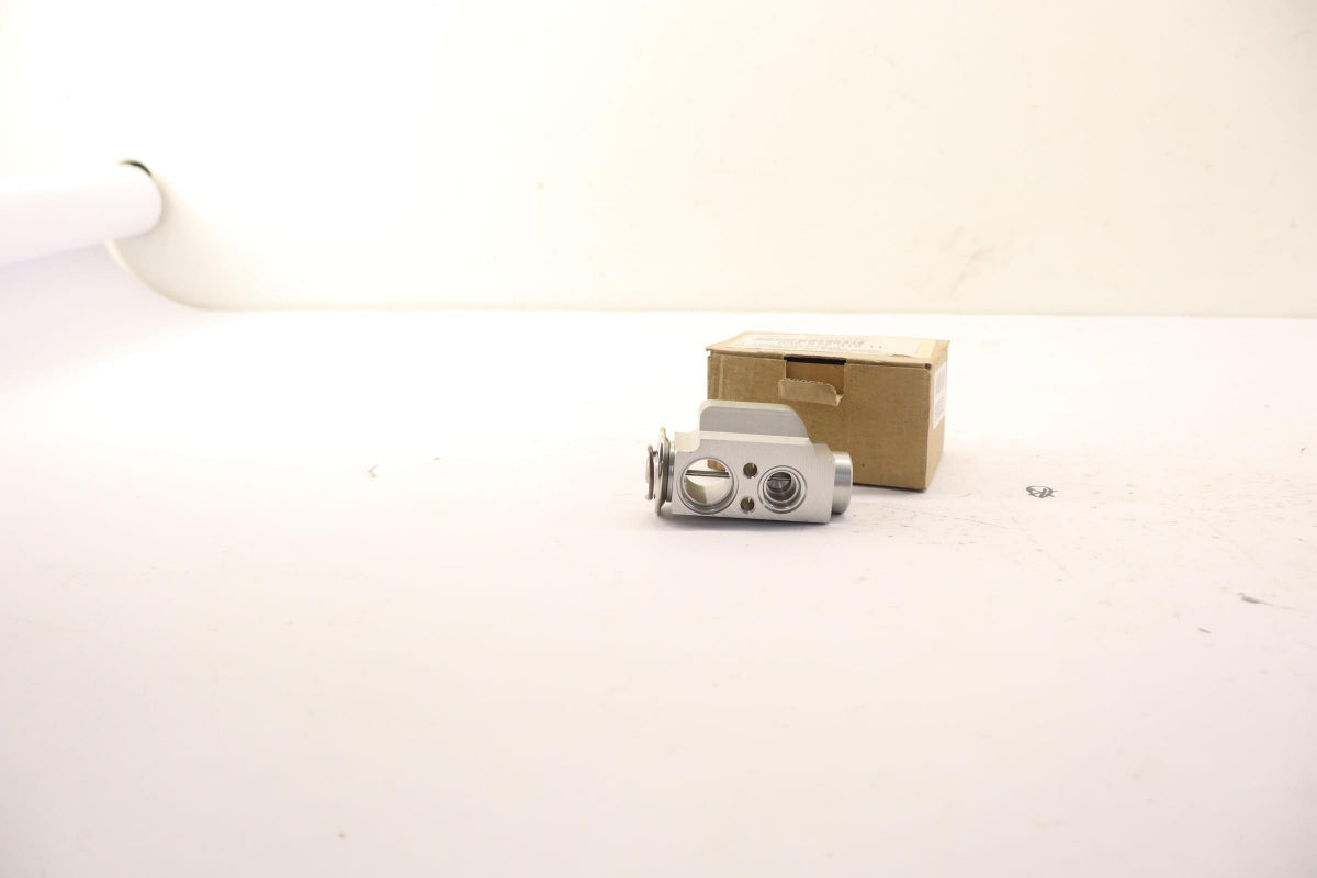 Original OE PORSCHE Klimaanlage Expansionsventil 95557231911